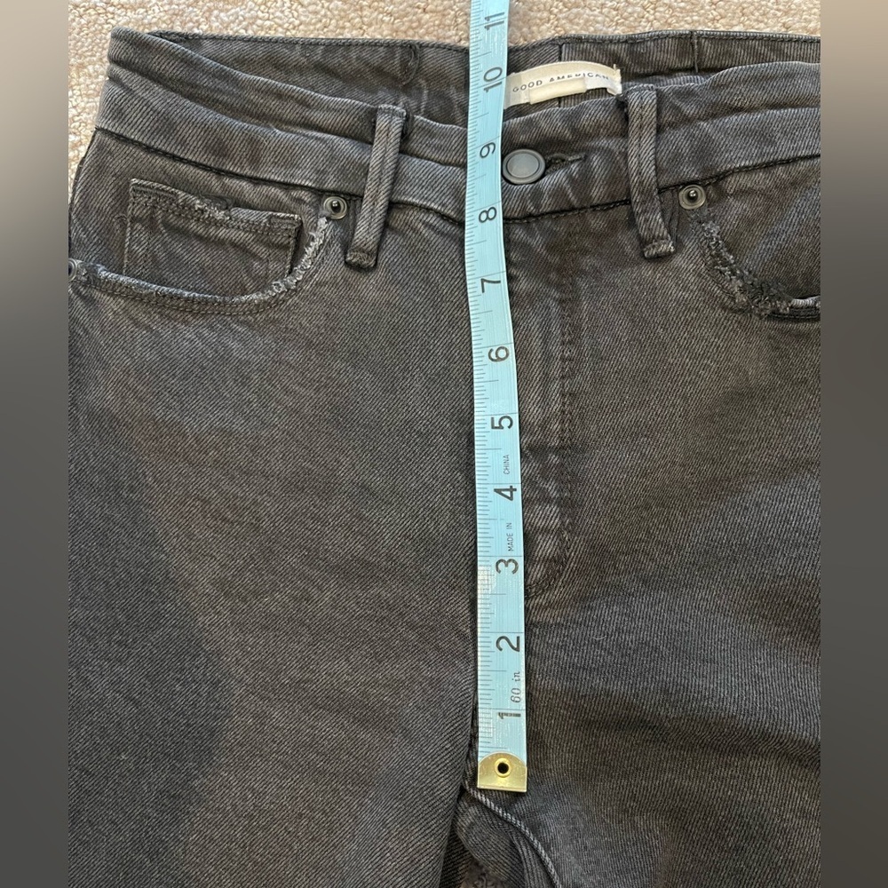 Good American Soft Tech Black Straight Leg Jeans, Good Petite Size 0, Mid-Rise - Picture 7 of 16